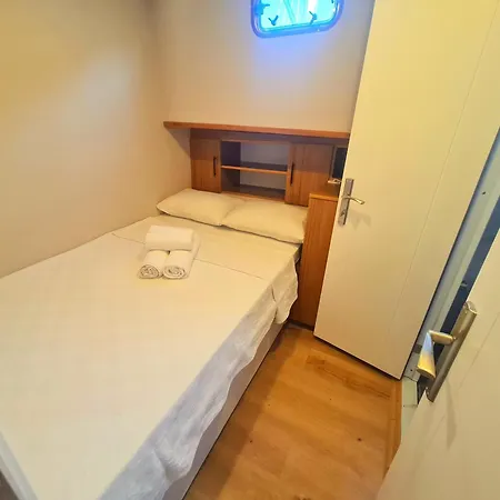 Úszó hotel Gulet Flores Fethiye