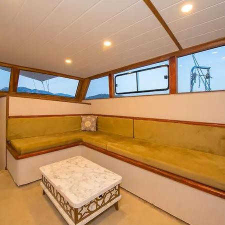 Gulet Flores פאטהיה