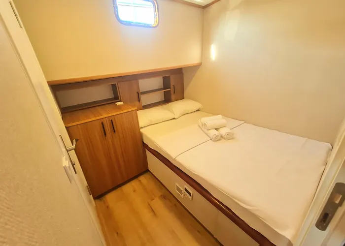 Gulet Flores * פאטהיה