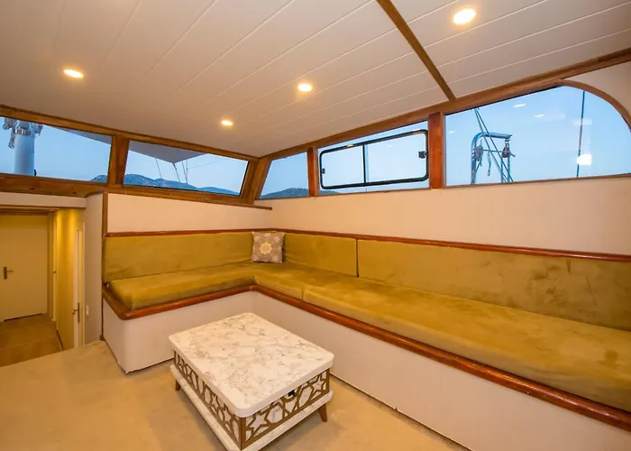 Gulet Flores פאטהיה